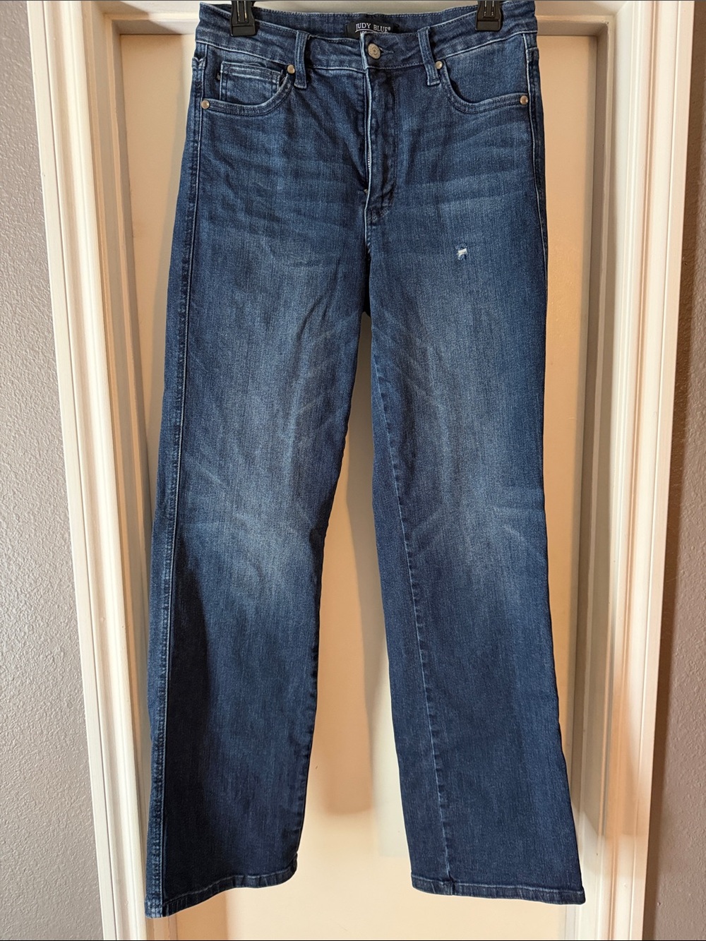 Judy Blue Jeans Women's Mid Rise Tummy Control Straight Jeans